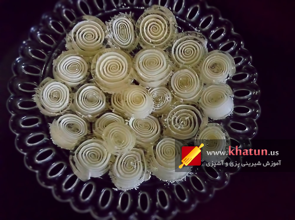 طرز تهیه مارشمالو رولتی + عکس 