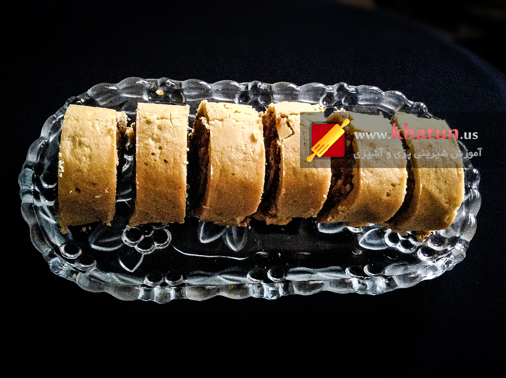 طرز تهیه رولت خرمایی + عکس