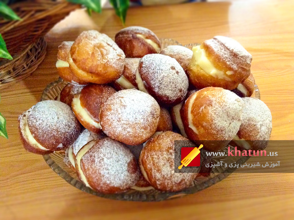 طرز تهیه پیراشکی روسی با کرم پاتیسیر + عکس 