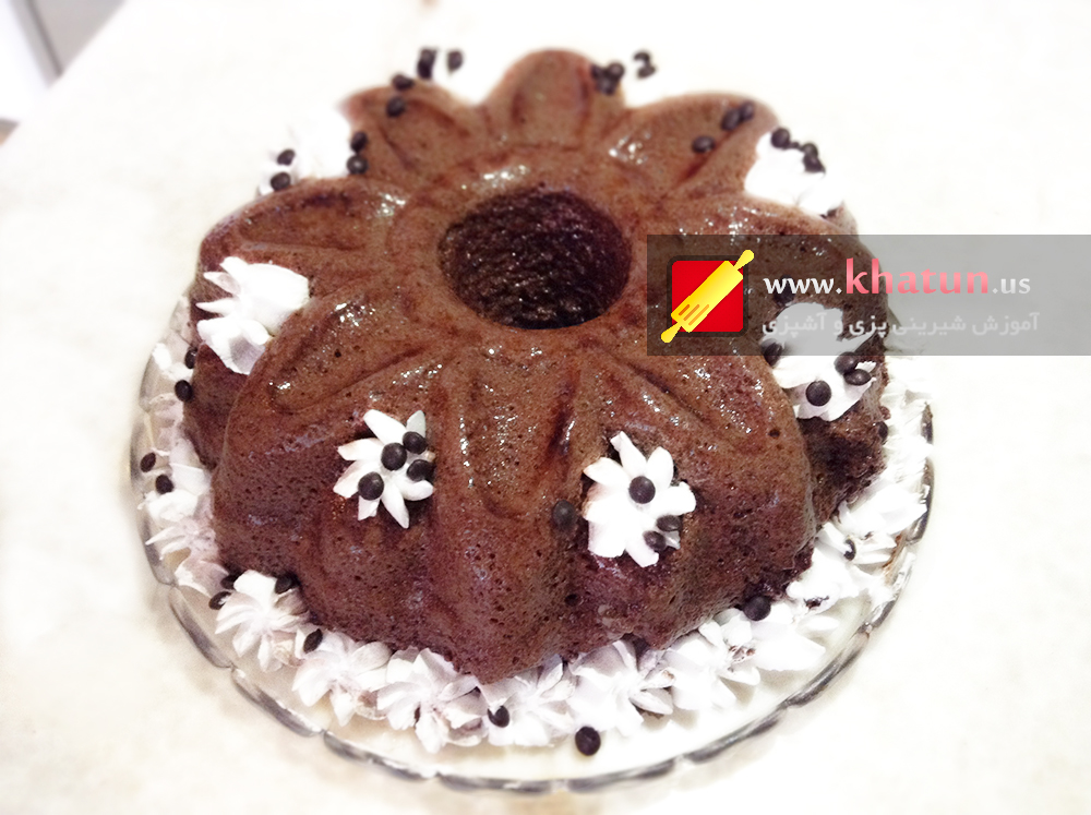 طرز تهیه کیک کاکائویی شارلوت + عکس